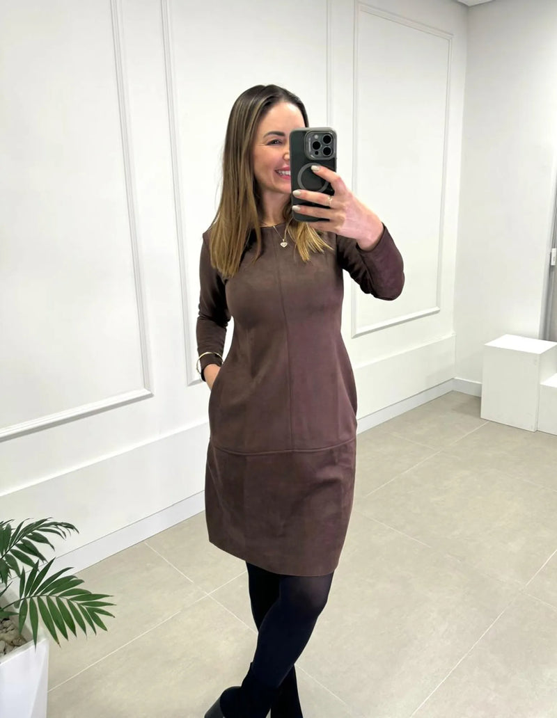 Vestido Raquel | Suede com Bolso e Pesponto